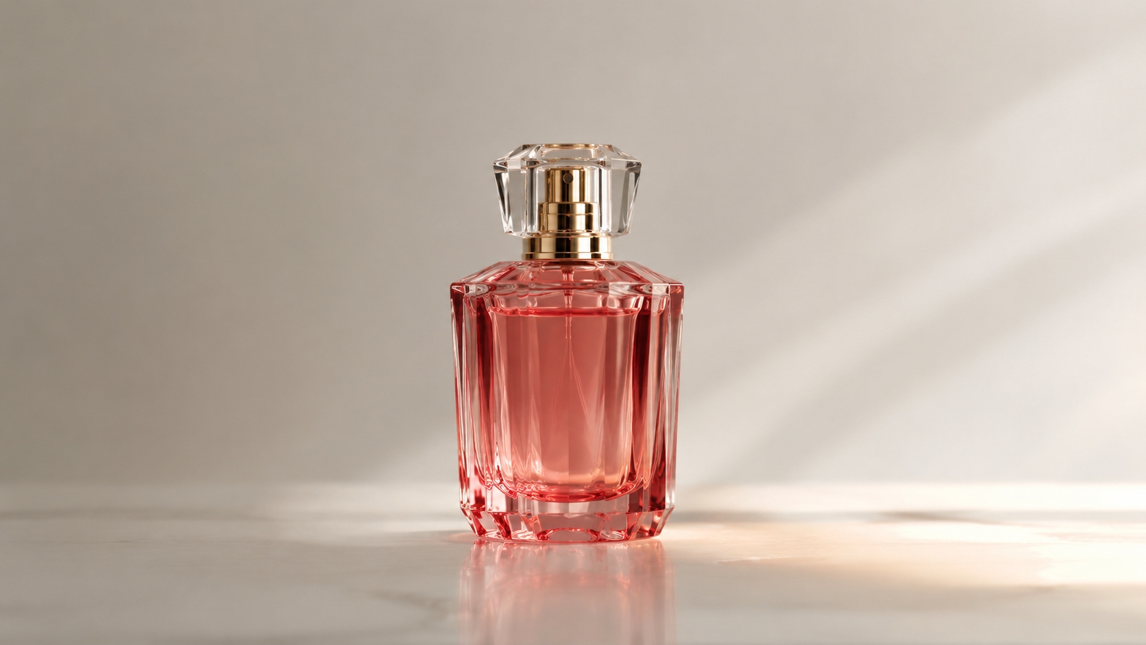 How to evaluate a custom fragrance manufacturer before signing the contract