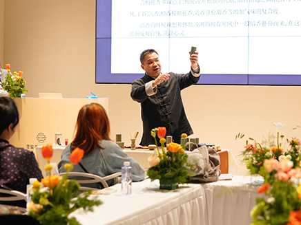 Intangible Cultural Heritage Master Decodes Eastern Fragrance Culture